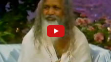 Merv Griffin asks Maharishi “Is TM a religion or a form of hypnosis?” (2:23)